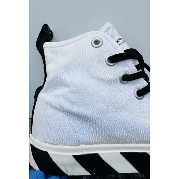 Off-White Men\'s Mid-Top Vulcanized Canvas Sneakers White/Black, Size 40 It main image 5